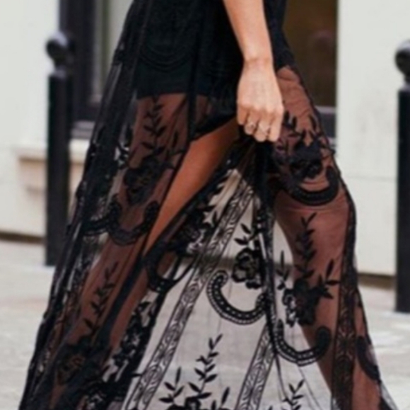 Stand out in this gorgeous lace romper maxi dress - Picture 9 of 15